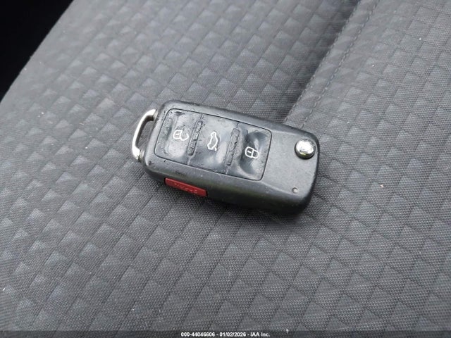 3VWD17AJ8FM223517 Volkswagen Jetta 1.8t Se