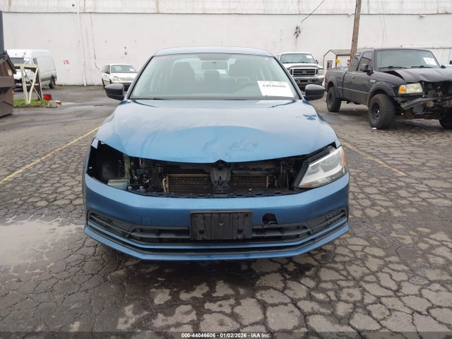 3VWD17AJ8FM223517 Volkswagen Jetta 1.8t Se