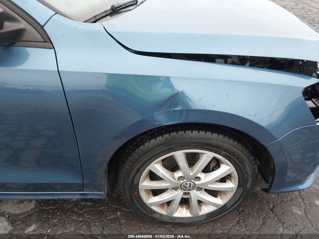 3VWD17AJ8FM223517 Volkswagen Jetta 1.8t Se