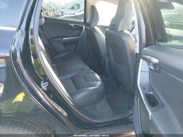 YV440MDK3F2702165 Volvo Xc60 T5 Premier