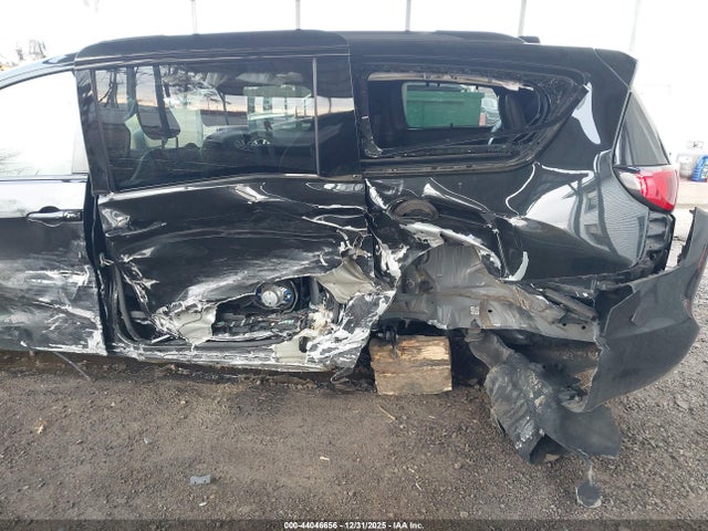 Продаж на аукціоні авто 2018 Chrysler Pacifica Touring L, vin: 2C4RC1BG0JR274319, номер лоту: 44046656