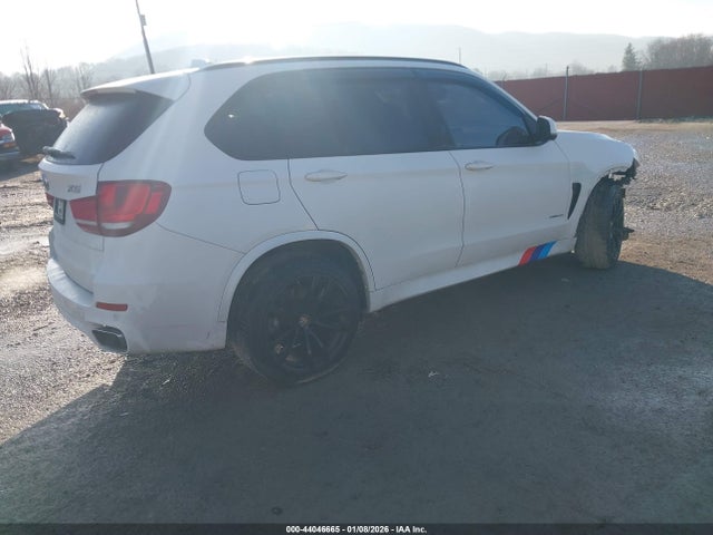 2016 BMW X5 5UXKR2C52G0R69616 Photo 3