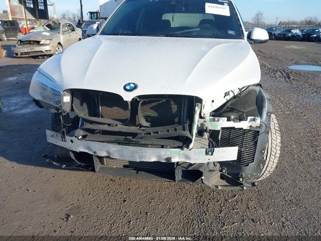 2016 BMW X5 5UXKR2C52G0R69616 Photo 5
