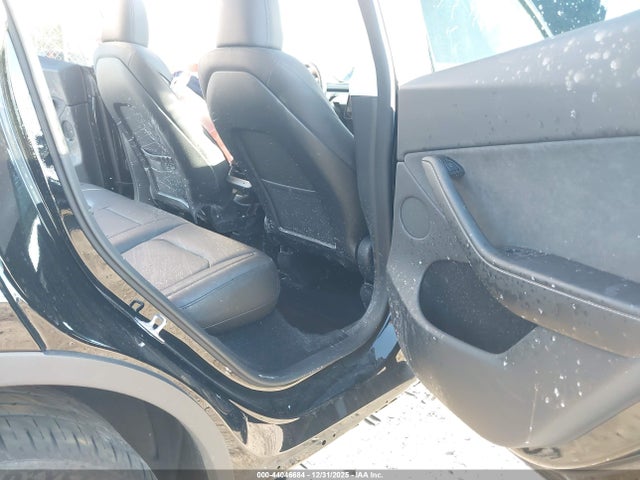 2024 TESLA MODEL Y 7SAYGDEE2RA214710 Photo 7