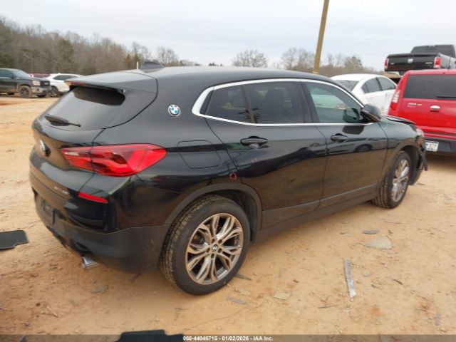 2018 BMW X2 WBXYJ5C30JEF76880 Photo 3