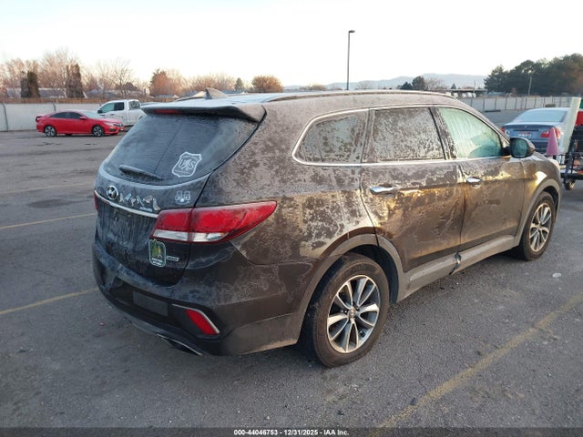 KM8SMDHF8HU181412 Hyundai Santa Fe Se
