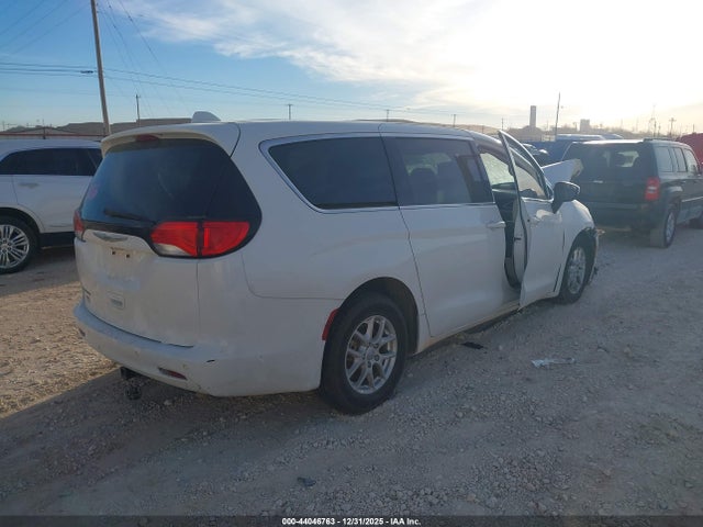 Продаж на аукціоні авто 2018 Chrysler Pacifica Lx, vin: 2C4RC1CG2JR113176, номер лоту: 44046763
