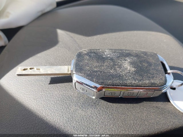 KNDJ23AU0N7813306 KIA SOUL LX