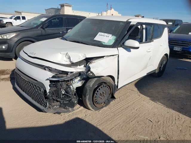 KNDJ23AU0N7813306 KIA SOUL LX