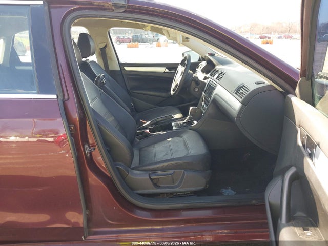 44046775 :رقم المزاد ، 1VWBH7A34CC087484 vin ، 2012 Volkswagen Passat 2.5l Se مزاد بيع