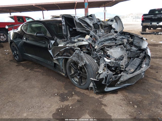 2017 CHEVROLET CAMARO 1G1FB1RX0H0158983