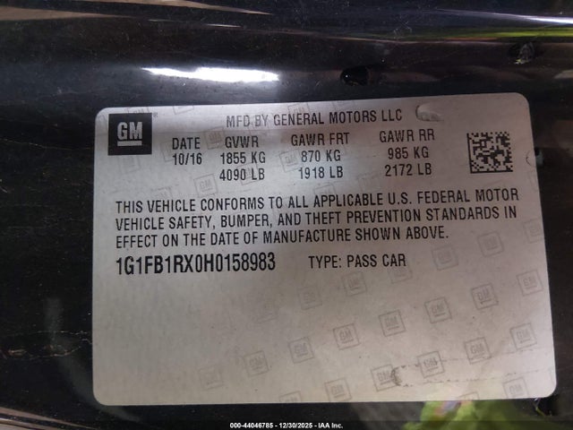 2017 CHEVROLET CAMARO 1G1FB1RX0H0158983 Photo 8