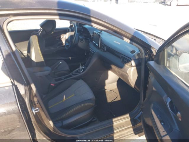 2019 HYUNDAI VELOSTER KMHTH6AB3KU020257 Photo 4