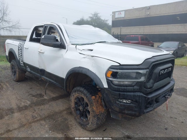 44046805 :رقم المزاد ، 3C6TR5EJ1MG502431 vin ، 2021 Ram 2500 Power Wagon  4x4 6'4 Box مزاد بيع