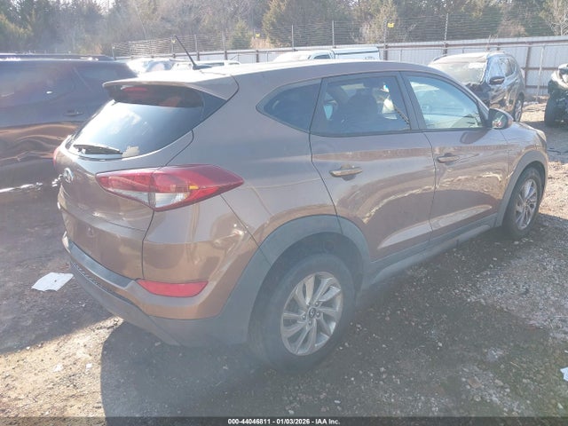 2016 Hyundai Tucson Se მანქანა იყიდება აუქციონზე, vin: KM8J23A40GU091271, აუქციონის ნომერი: 44046811