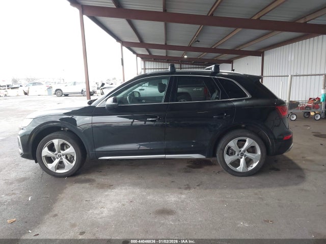 Aukcja sprzedaży 2023 Audi Q5 Premium Plus 45 Tfsi S Line Quattro, vin: WA1EAAFY8P2028787, numer aukcji: 44046836