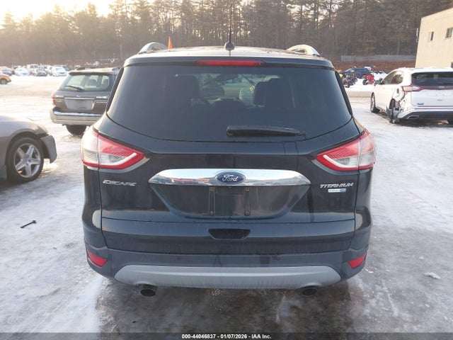 1FMCU9JX3GUB09052 Ford Escape Titanium