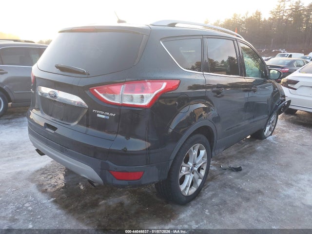 1FMCU9JX3GUB09052 Ford Escape Titanium