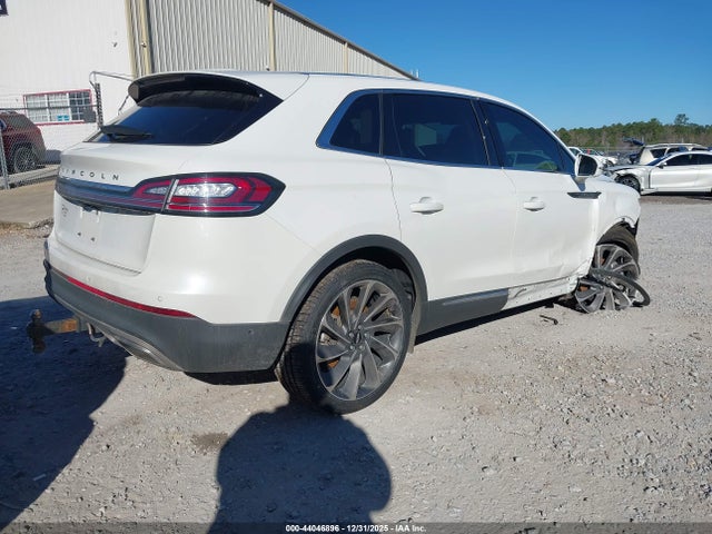 44046896 :رقم المزاد ، 2LMPJ8K93NBL06069 vin ، 2022 Lincoln Nautilus Reserve مزاد بيع