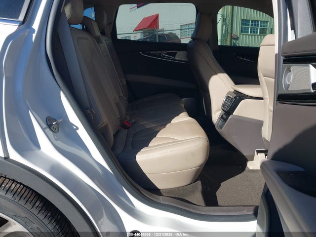 44046896 :رقم المزاد ، 2LMPJ8K93NBL06069 vin ، 2022 Lincoln Nautilus Reserve مزاد بيع