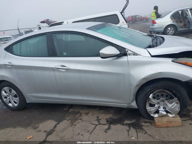 Hyundai ELANTRA SE 2016 5NPDH4AE0GH696965 Image 13