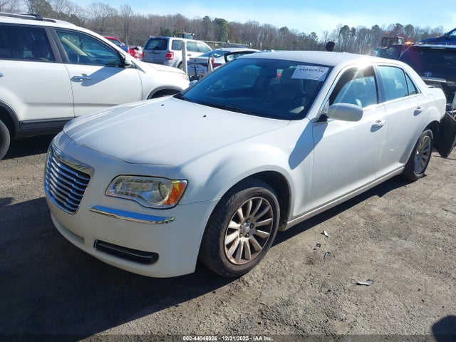 Продажа на аукционе авто 2014 Chrysler 300, vin: 2C3CCAAG3EH326906, номер лота: 44046926