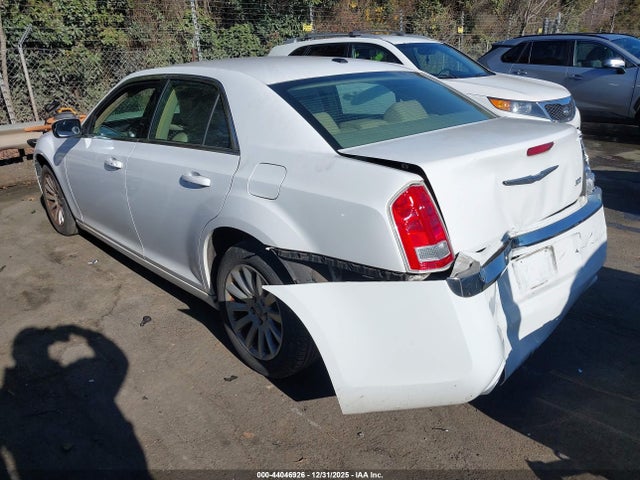 Продажа на аукционе авто 2014 Chrysler 300, vin: 2C3CCAAG3EH326906, номер лота: 44046926
