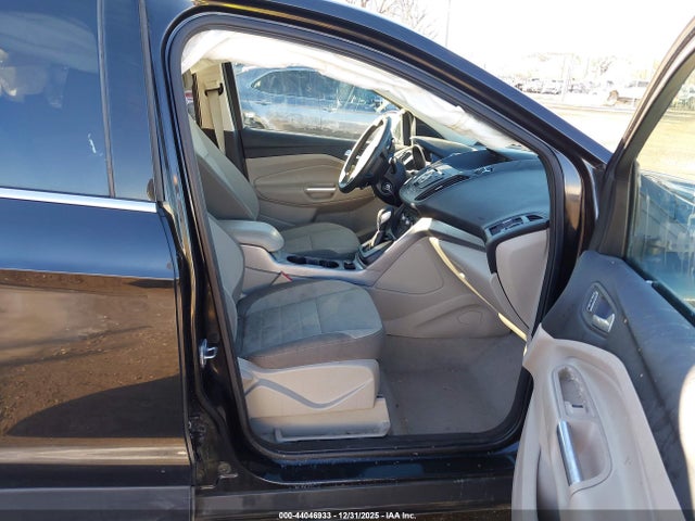 1FMCU9GX0EUD09021 Ford ESCAPE SE