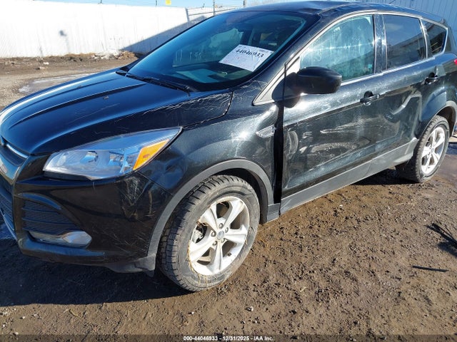 1FMCU9GX0EUD09021 Ford ESCAPE SE