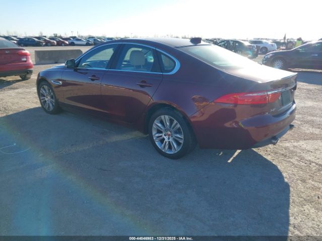 2017 JAGUAR XF SAJBD4BV2HCY51953 Photo 2