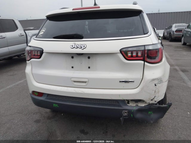 Jeep Compass Latitude Fwd 2019 3C4NJCBB6KT788825 Image 16