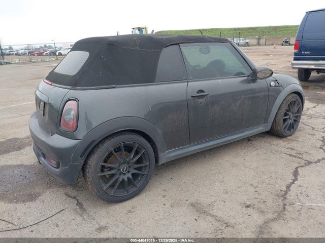 2011 MINI COOPER S WMWZP3C56BTX83111 Photo 3