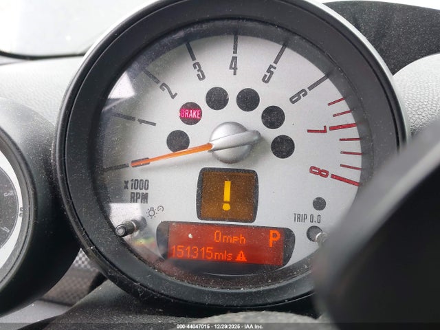 2011 MINI COOPER S WMWZP3C56BTX83111 Photo 6