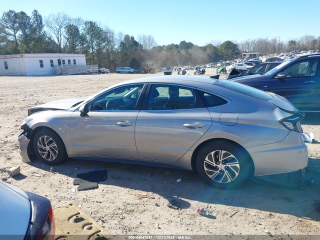 KMHL24JJ1PA078082 Hyundai Sonata Hybrid Blue