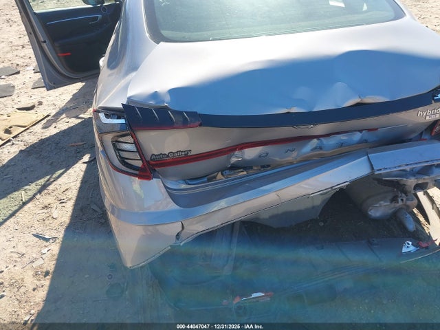 2023 HYUNDAI SONATA HYBRID KMHL24JJ1PA078082 Photo 5
