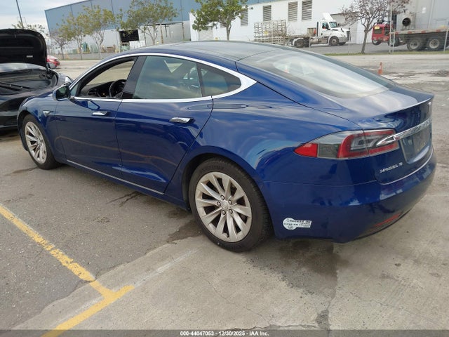 2016 TESLA MODEL S 5YJSA1E15GF154602 Photo 2