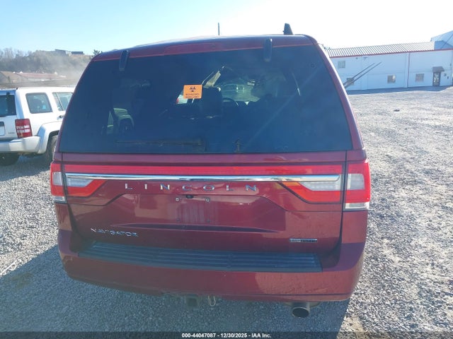5LMJJ2JT3GEL06086 Lincoln Navigator Select