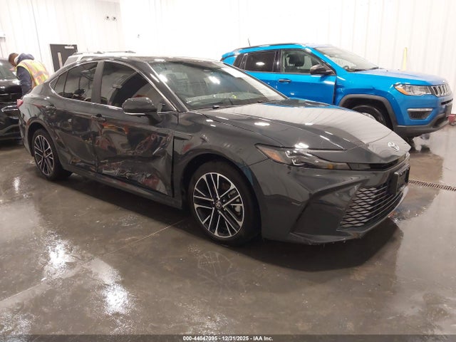 Toyota CAMRY XLE 2025 4T1DAACK2SU077610 main image
