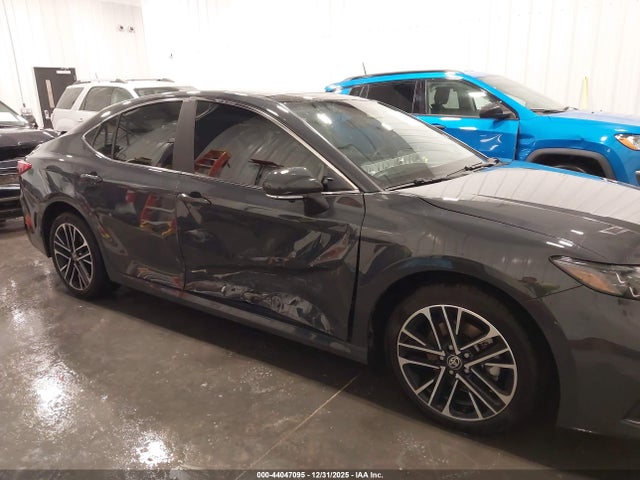Toyota CAMRY XLE 2025 4T1DAACK2SU077610 Image 6