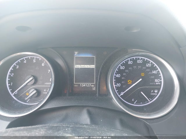 4T1B11HK3JU663313 Toyota CAMRY SE