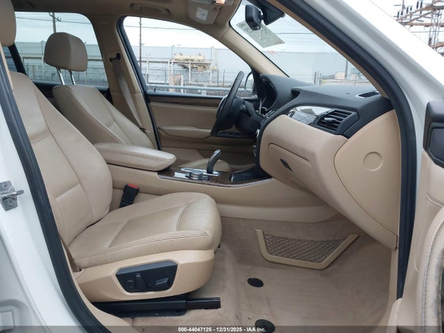 5UXWX9C58G0D69184 BMW X3 Xdrive28i