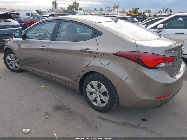 5NPDH4AE9GH789483 Hyundai ELANTRA SE