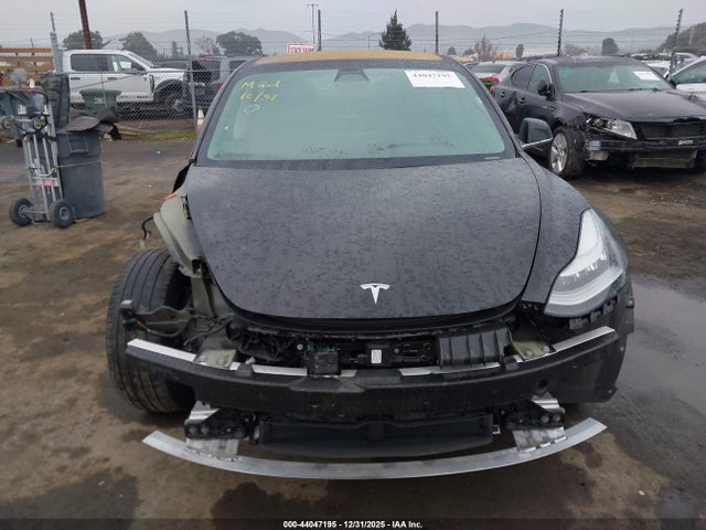 5YJ3E1EA4JF101499 Tesla Model 3 Long Range/mid Range