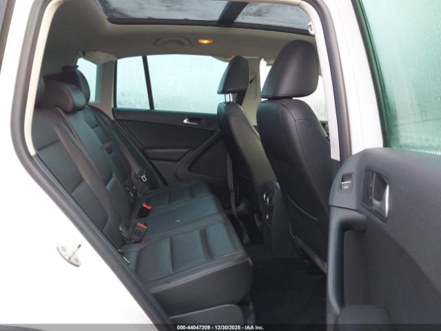 2012 VOLKSWAGEN TIGUAN WVGBV7AX8CW539669 Photo 7