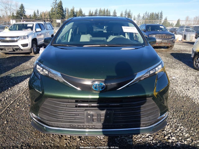 5TDJSKFC7RS111800 Toyota SIENNA XLE