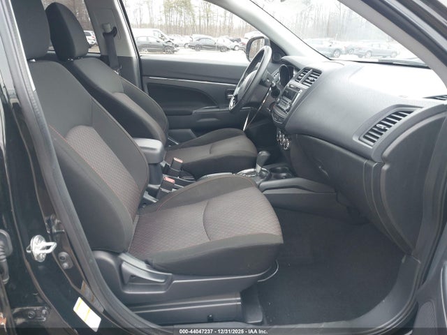 2017 MITSUBISHI OUTLANDER SPORT JA4AP3AU1HZ061507 Photo 4