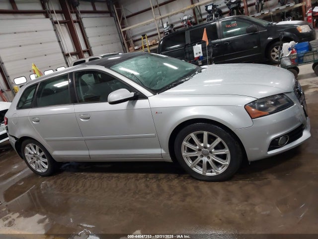 2012 Audi A3 2.0 Tdi Premium მანქანა იყიდება აუქციონზე, vin: WAUKJAFM0CA105137, აუქციონის ნომერი: 44047253