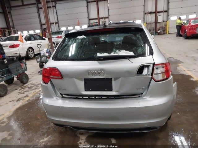 2012 Audi A3 2.0 Tdi Premium მანქანა იყიდება აუქციონზე, vin: WAUKJAFM0CA105137, აუქციონის ნომერი: 44047253