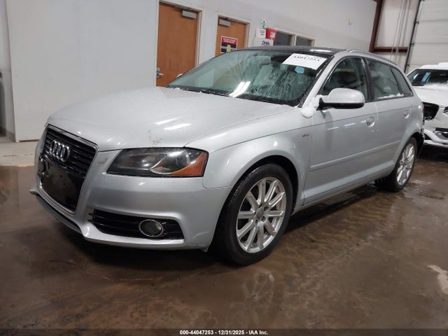 2012 AUDI A3 WAUKJAFM0CA105137 Photo 1