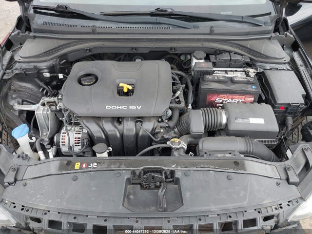 5NPD74LF3JH298763 Hyundai ELANTRA SE